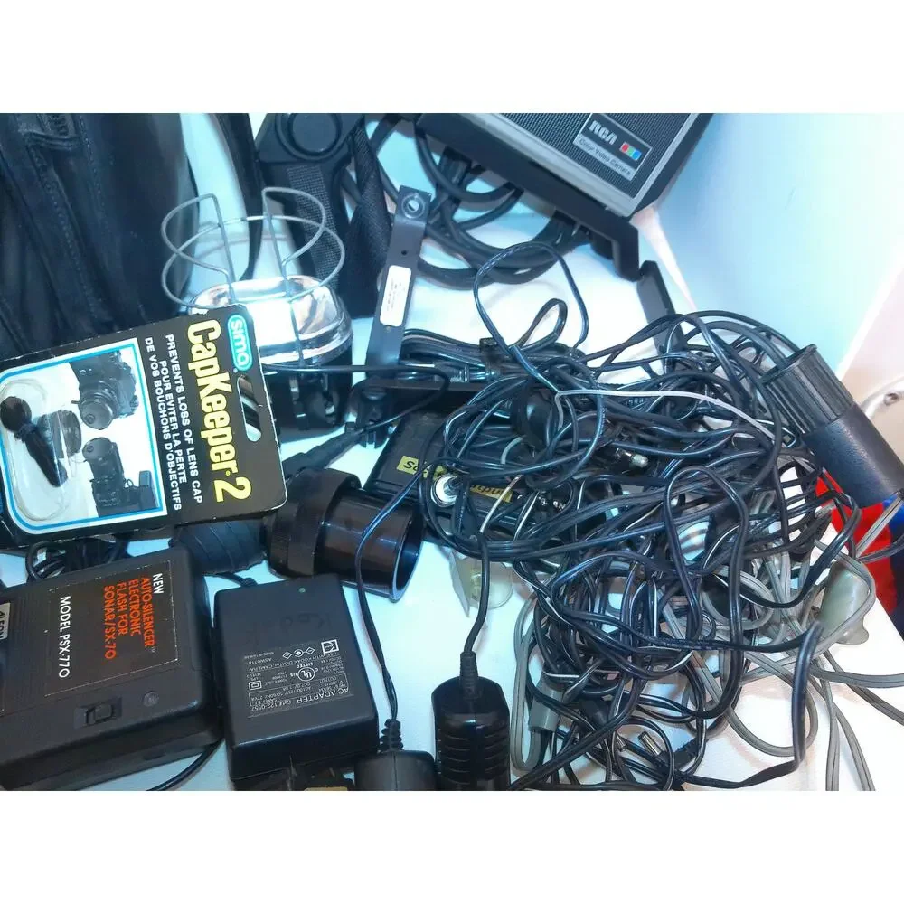 Vintage Cameras Telescope and Photography Parts Giant Lot - Picture 9 of 10